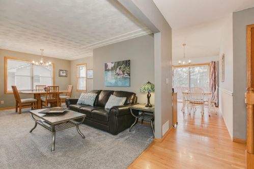 2095 2 St, Saint Paul MN 55110-3208 exterior