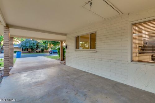 2435 39th St, Phoenix AZ  85008-2225 exterior