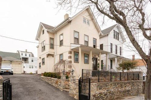 216 6th Ave, Mount Vernon NY 10550-1119 exterior