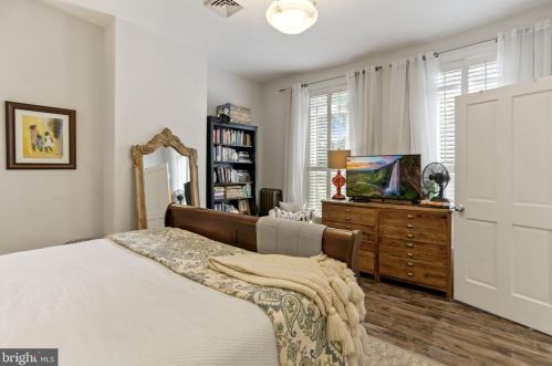 625 Q St, Washington DC 20001-3406 exterior