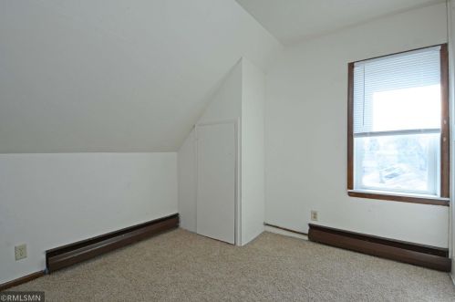 864 Geranium Ave, Saint Paul MN 55106-2607 exterior