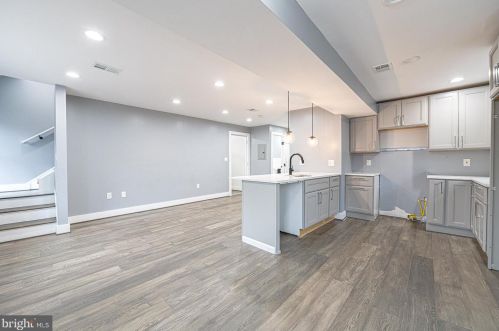 1281 Simms Pl, Washington DC 20002-7837 exterior