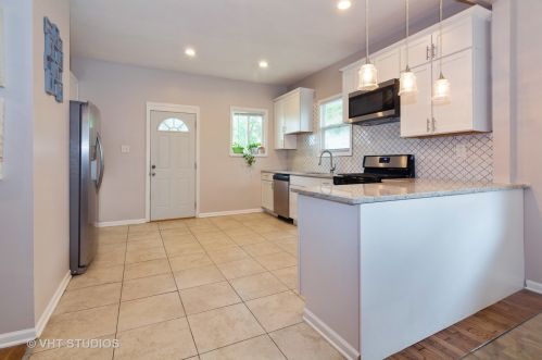 11441 Church St, Chicago, IL 60643-4235