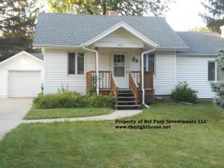 8334 Izard St, Omaha NE  68114-2937 exterior