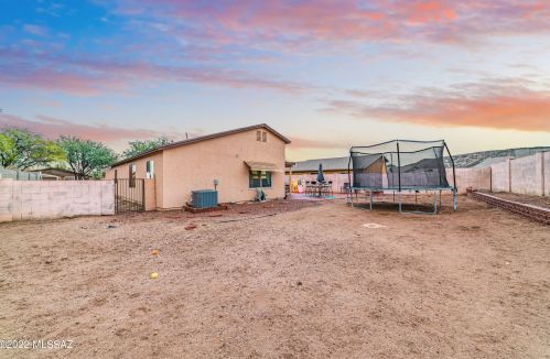 7646 Coleville St, Tucson AZ 85746-2512 exterior