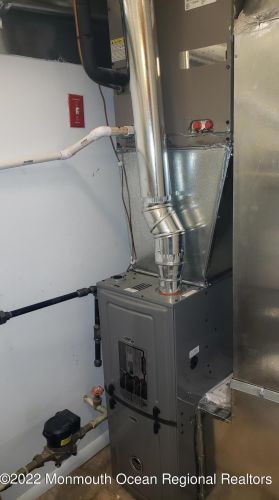 506 Daffodil Dr, Jackson Twp NJ  08527-4127 exterior