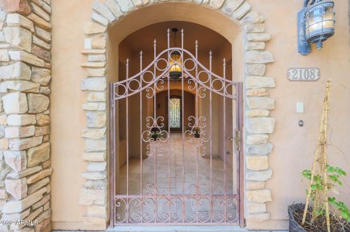 2108 Hackberry Pl, Chandler, AZ 85286-2350