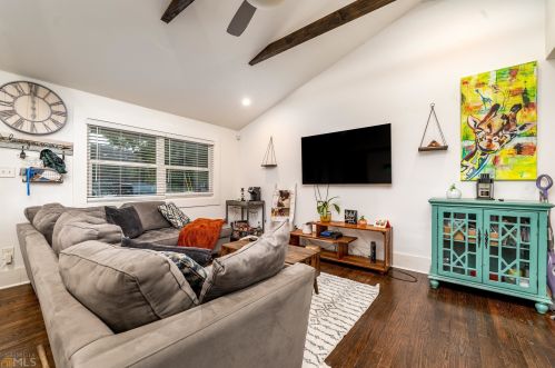 2930 Eleanor Ter, Atlanta GA  30318-6014 exterior