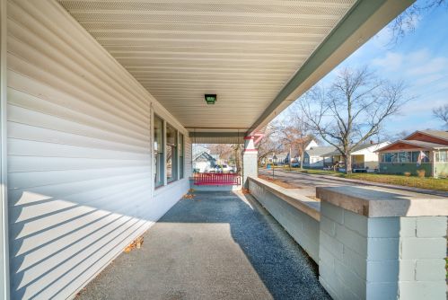 2287 Torrent St, Meskegon MI 49441-1562 exterior