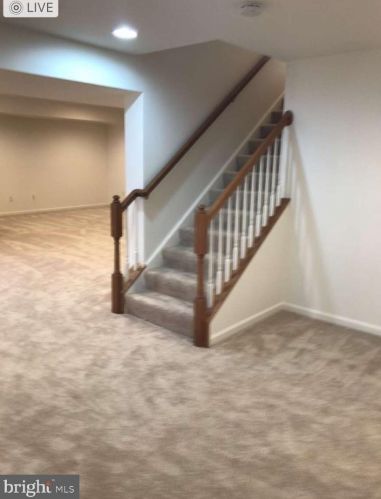 19 Nace Dr, Hanover PA 17331-9411 exterior