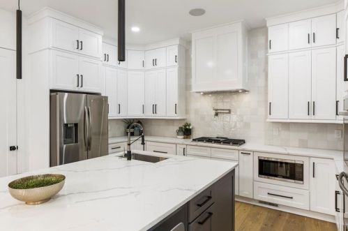 2020 Cambridge Ave, Atlanta GA 30337-1816 exterior