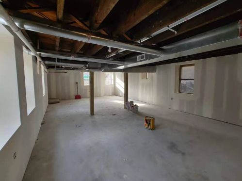 3453 Lituanica Ave, Chicago IL 60608-6749 exterior