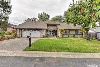 208 Crow Canyon Dr, Folsom, CA 95630-5118