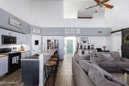 6252 Mesa Garden Dr, Tucson AZ  85757-7532 exterior