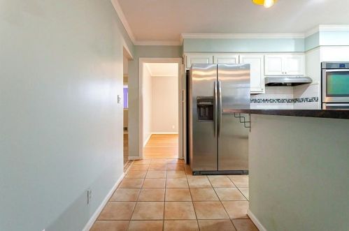 2715 Claridge Ct, Atlanta GA 30360-2028 exterior