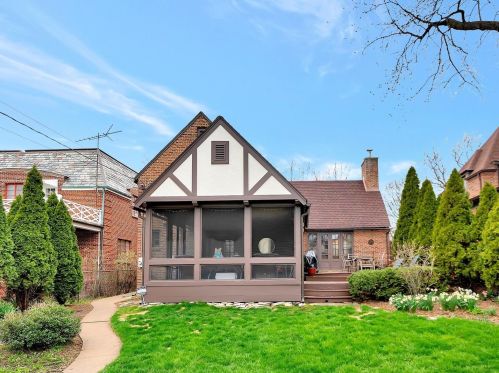 9341 Hoyne Ave, Chicago IL 60643-2028 exterior