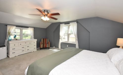 11825 Garfield Ave, Milwaukee WI  53226-2025 exterior