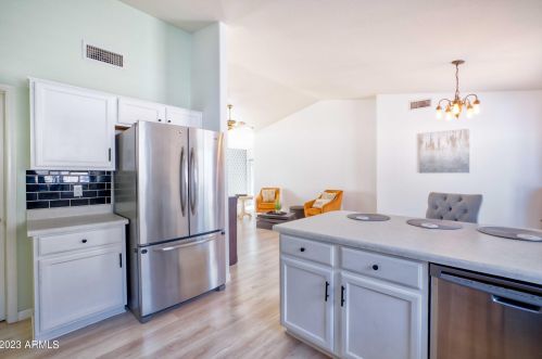 1963 Bluefield Ave, Phoenix AZ  85022-1350 exterior