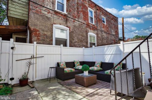 5412 Cedar Ave, Philadelphia PA 19143-1952 exterior