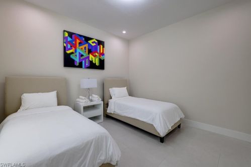 653 23 St, Naples FL 34117-1830 exterior