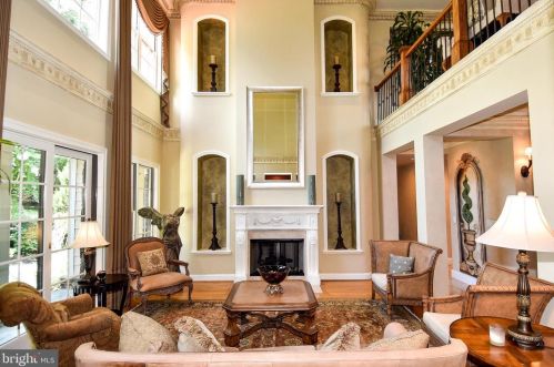 11300 Glen Rd, Rockville MD 20854-1849 exterior