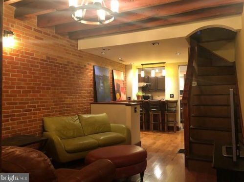 1520 Leithgow St, Philadelphia PA  19122-3723 exterior