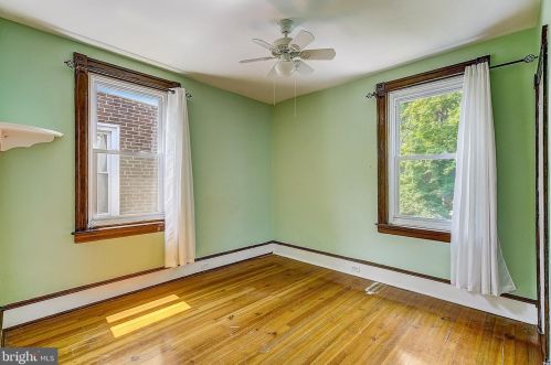 8104 Ardleigh St, Philadelphia PA 19118-3415 exterior