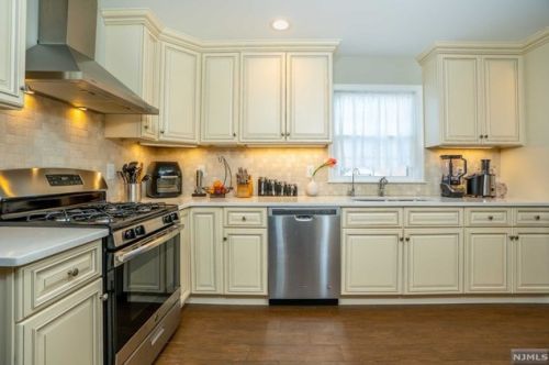 1777 Winfield St, Rahway NJ 07065-3540 exterior