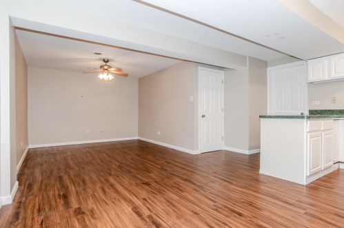 2703 Fairway Dr, Joliet IL 60435-5223 exterior