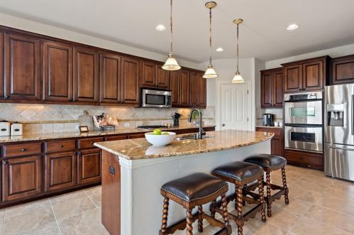 13409 Coleto Creek Trl, Austin TX 78732-2072 exterior