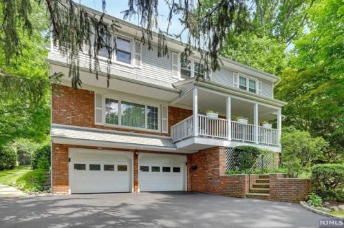 57 Armour Rd, Mahwah, NJ 07430-1845