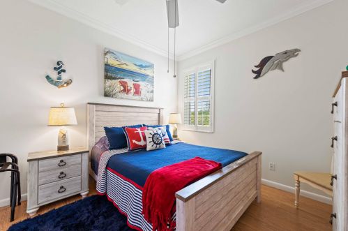 592 Cortina Ln, Fort Pierce FL 34986-1742 exterior