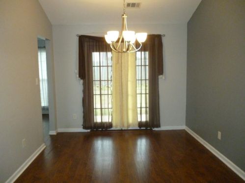 6373 Ariaal Dr, Lithonia GA exterior