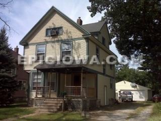 1612 A Ave, Cedar Rapids IA  52402-5414 exterior
