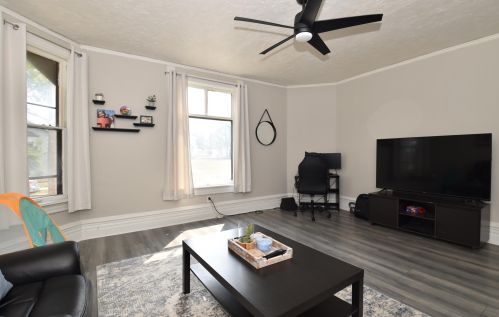 2153 Allis St, Milwaukee WI  53207-1343 exterior