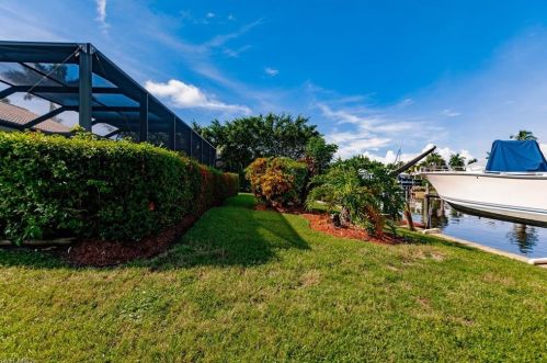 1700 Sandpiper St, Naples FL 34102-1508 exterior