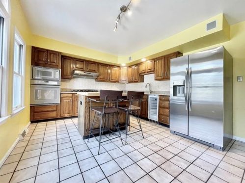 412 Morewood Ave, Pittsburgh PA 15213-1814 exterior