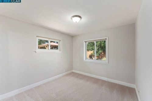 4075 Nulty Dr, Concord CA 94521-1810 exterior