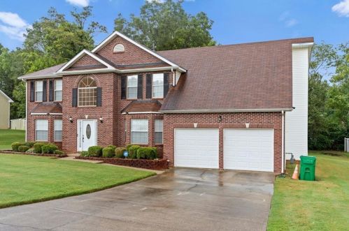 5961 Duren Mdw Dr, Lithonia GA 30058-3592 exterior