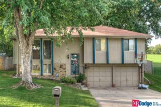 4925 Red Rock Ave, Omaha, NE 68157-2271