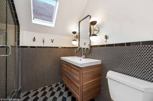 1444 George St, Chicago IL 60657-4103 exterior