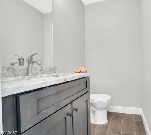 461 Bayberry Rd, Bridgewater NJ 08807-2203 exterior