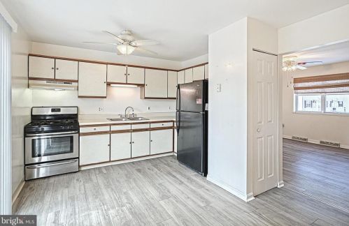 154 Ctr St, Hanover PA 17331-2828 exterior