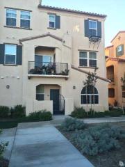 317 Riverpark Blvd, Oxnard, CA 93036-7622