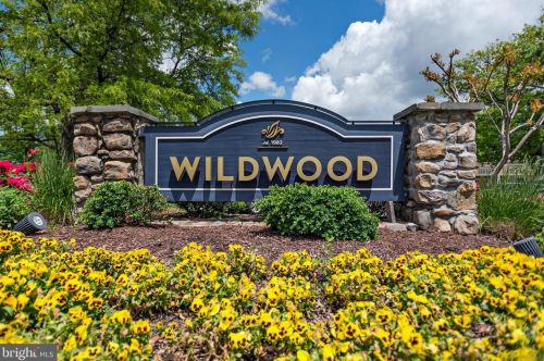 10260 Grosvenor Pl, Rockville MD 20852 exterior