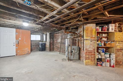 921 E St, Washington DC 20003-2845 exterior