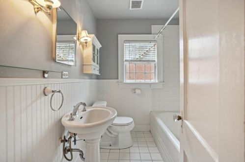 1186 Francis St, Atlanta GA 30318-5322 exterior