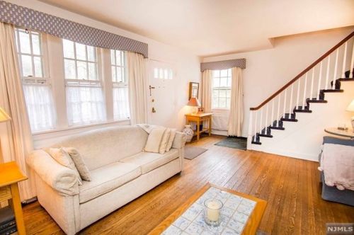 289 Hardenburgh Ave, Demarest NJ  07627-1306 exterior