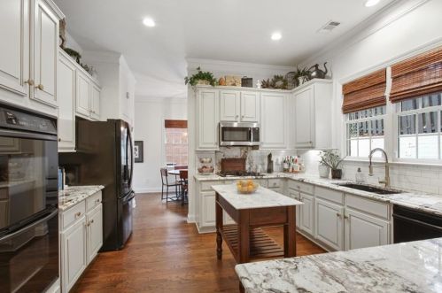 5009 Dunwoody Ter Cv, Atlanta GA 30338-2330 exterior