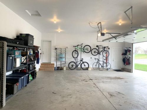 15 Royal Crest Dr, Canton WI  54868-1878 exterior